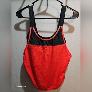 PRELOVED NIKE DRYFIT XS RED TANKTOP WITH BUILT IN SPORTS BRA NO PADDING